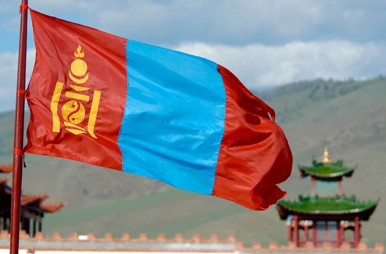 Post-Communist Mongolia's Diplomatic Strategy